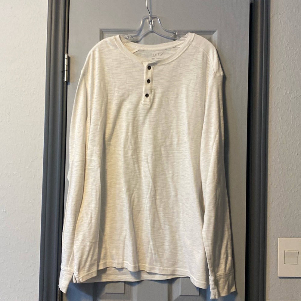 Apt 9 men's White long sleeve t-shirt, size XXL